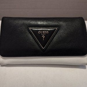 Guess Womens Wallet